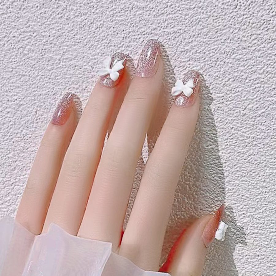 Fake Nail Patches Hand Wearing Art - Image 3